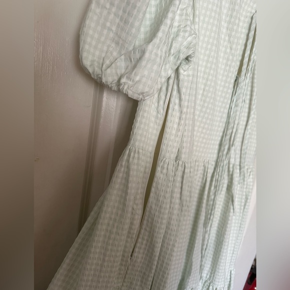 Antonio Melani “Born On 4th” Puff Sleeve Gingham Dress, size 8, light green - Picture 4 of 5